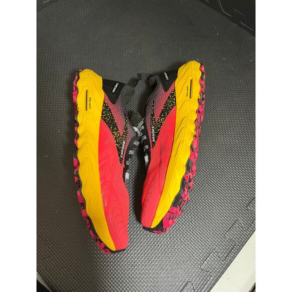 Brooks Cascadia 17 All Terrain Trail Womens Premium Outdoor Running Shoes - Picture 5 of 8